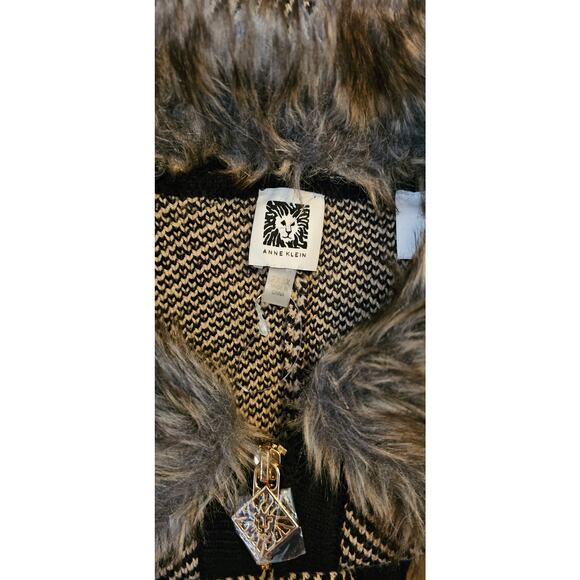 New Anne Klein Detachable Faux Fur-Trimmed Zip-Up sweater Poncho $159 2X/3X - Picture 12 of 12